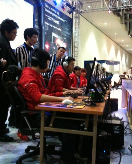 缺乏持续的 缺乏持续的